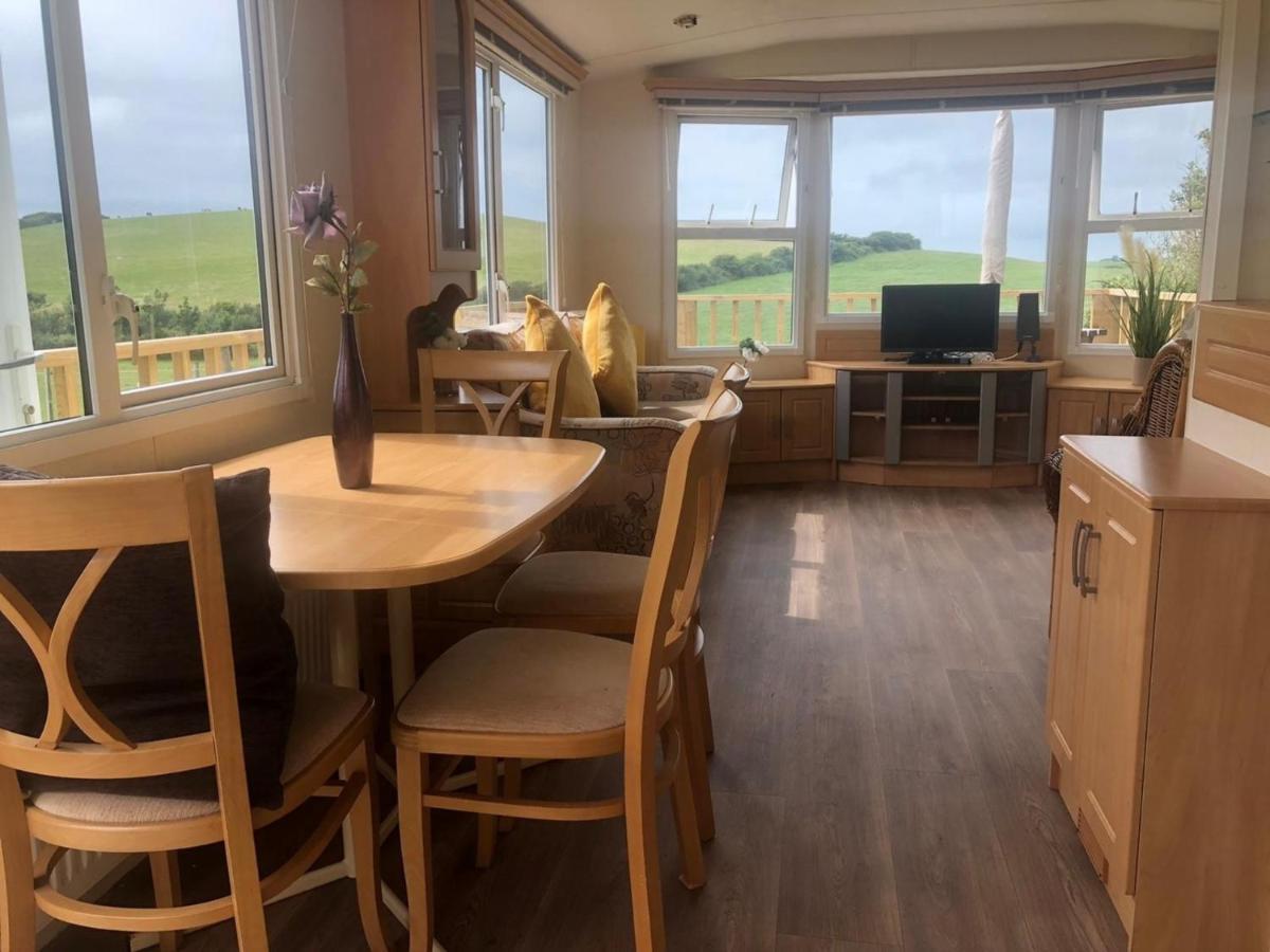 Captivating 2-Bed Static Caravan In Holyhead Llanfachraeth Luaran gambar